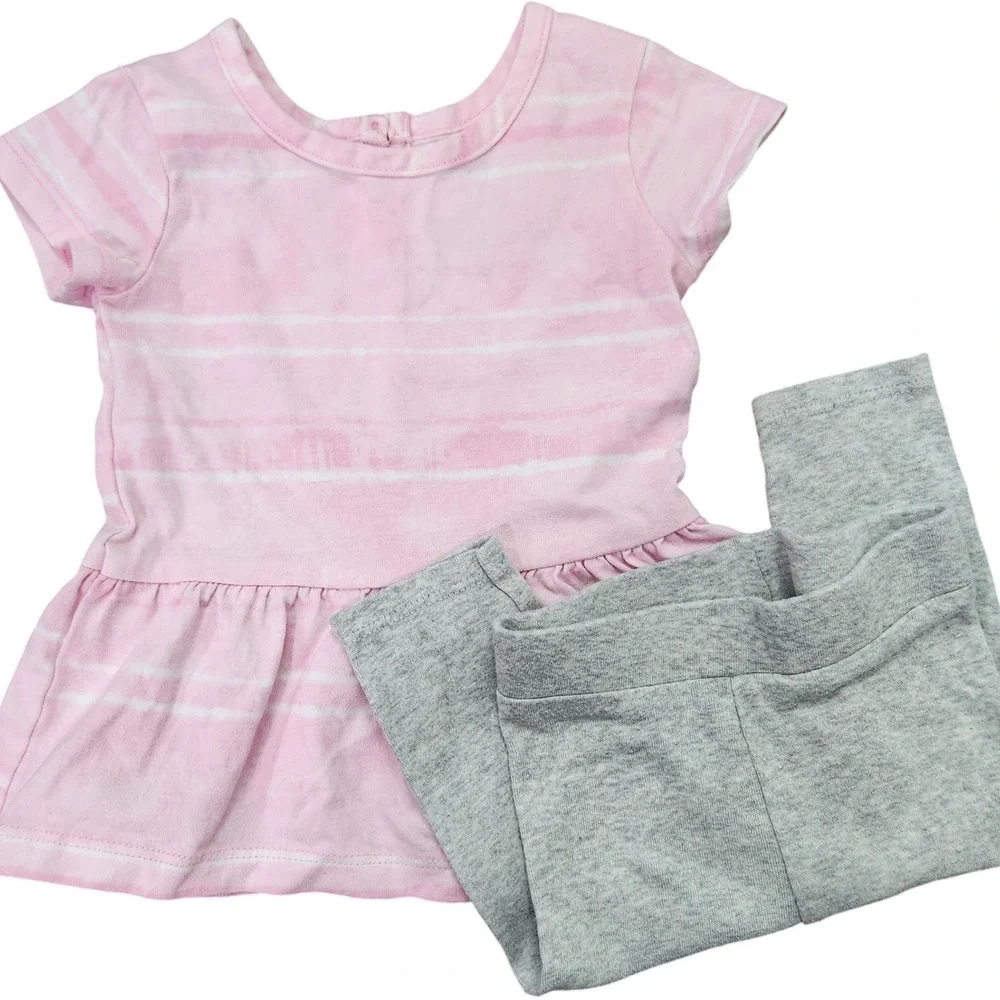 0-3 Month Baby Girl Bodysuit and legging bundle Lot of 8 pieces‎
